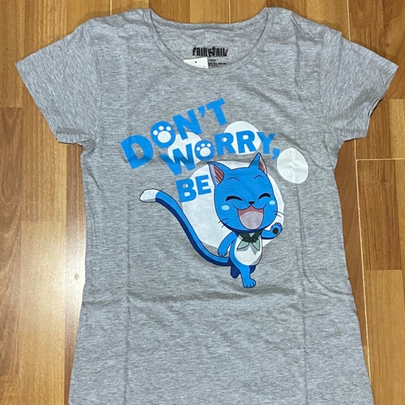 HOT TOPIC Fairytail Happy Women T-Shirt LARGE - Picture 1 of 4